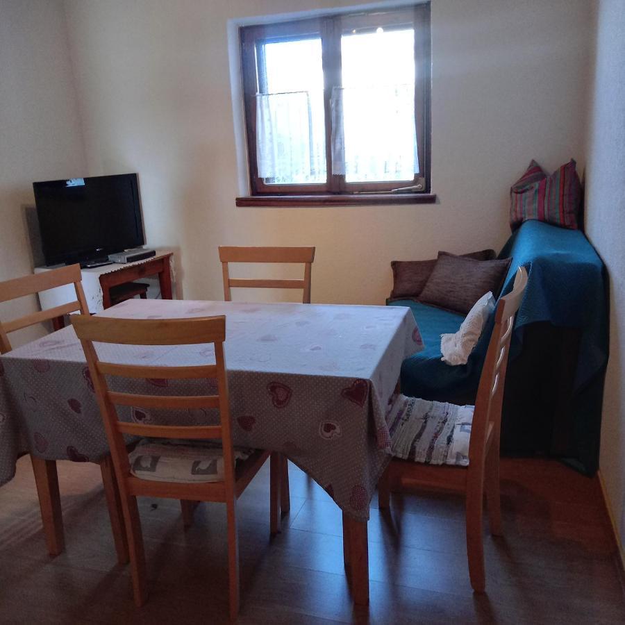 Mikola Appartement Senj  Buitenkant foto