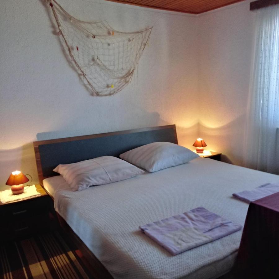Mikola Appartement Senj  Buitenkant foto